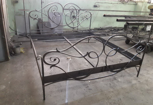 Eisenbett ''Davina'' - Schmiedeeisen Profi