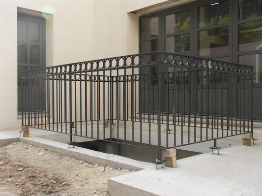 Geländer aus Schmiedeeisen ``Düsseldorf`` - Schmiedeeisen Profi