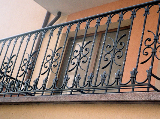 Geländer aus Schmiedeeisen ``Saarbrücken`` - Schmiedeeisen Profi